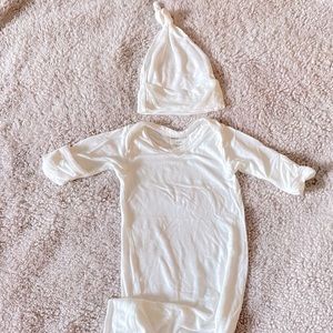 Spearmint Love Gown & Hat Set